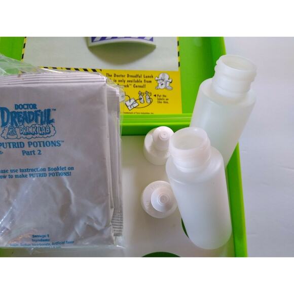 Doctor Dreadful LunchLab Lunch Box Mad Scientist Potions Cap'n Crunch Tyco Promo - Picture 9 of 11